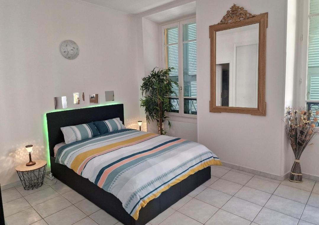 Central Apartment *